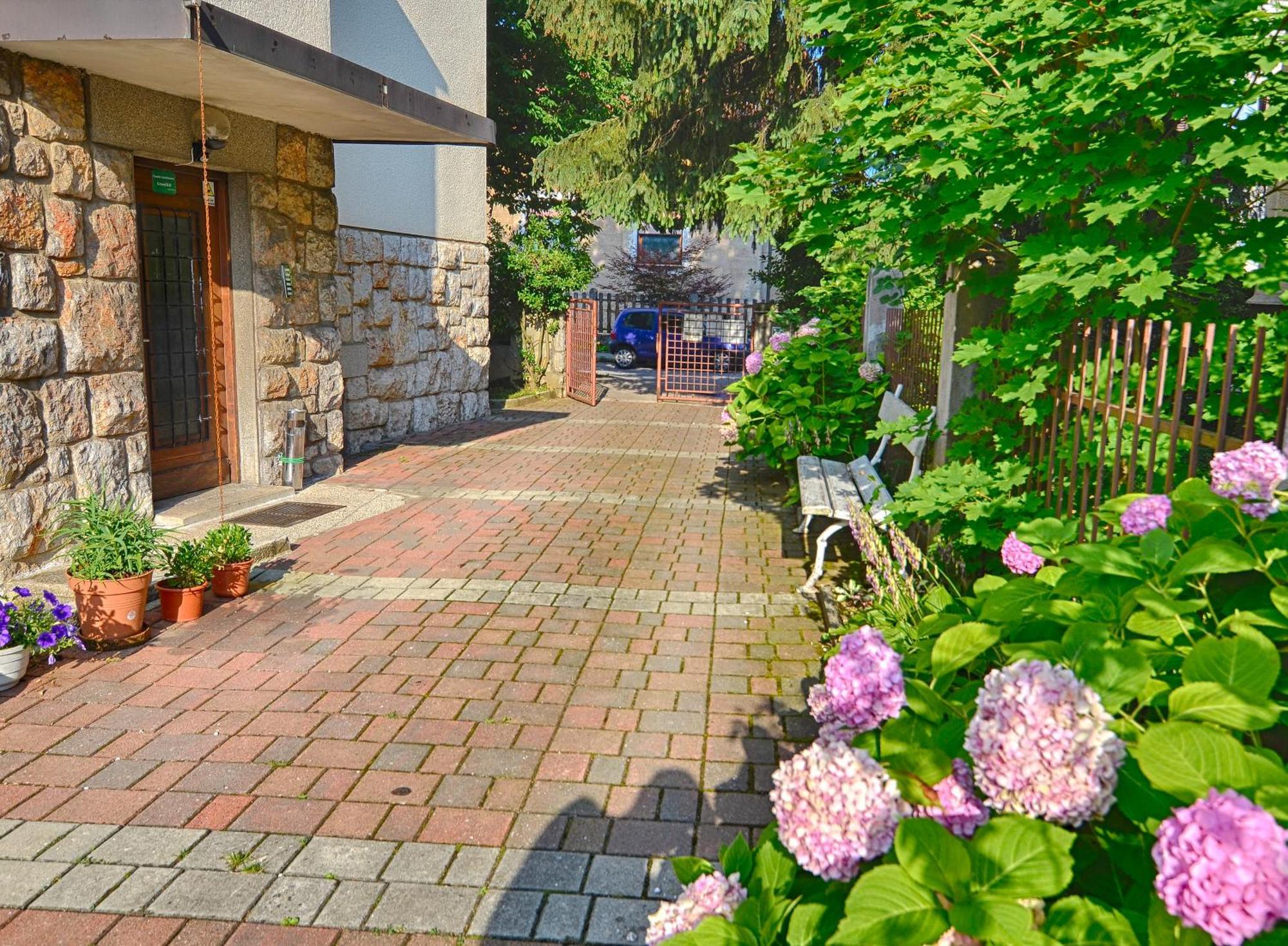 Family Guesthouse Greenslo Lublana Zewnętrze zdjęcie
